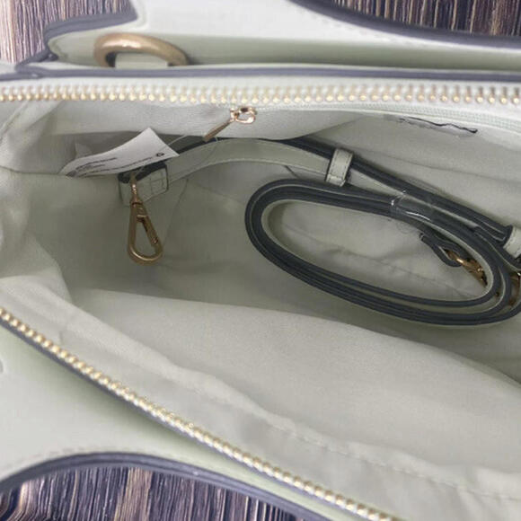 A New Day Mint Zip Closure Satchel Handbag Light Green/WHITE 8"X9.5"X4 " New - Picture 4 of 4